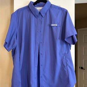 Columbia Women's Blue Short Sleeve Shirt